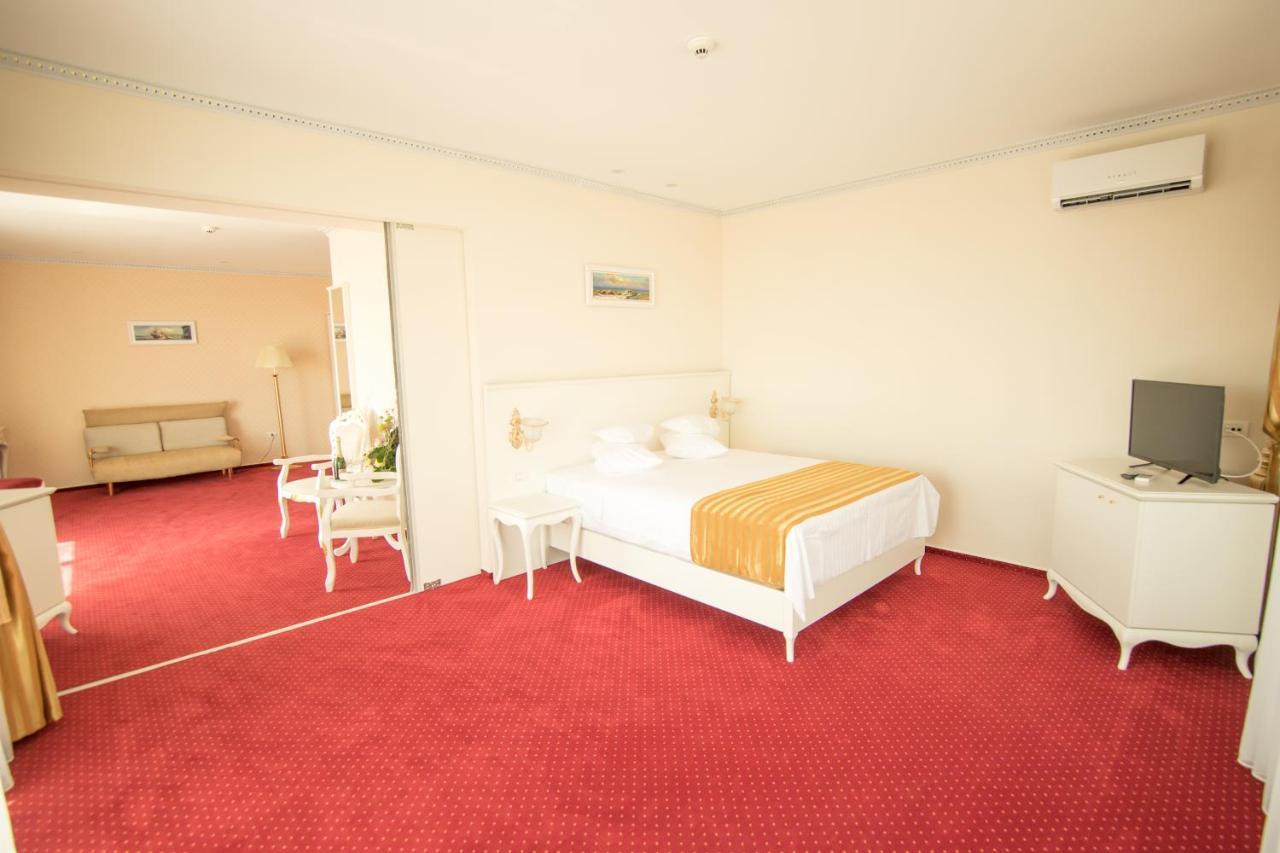 Msr Port Hotel マンガリア エクステリア 写真