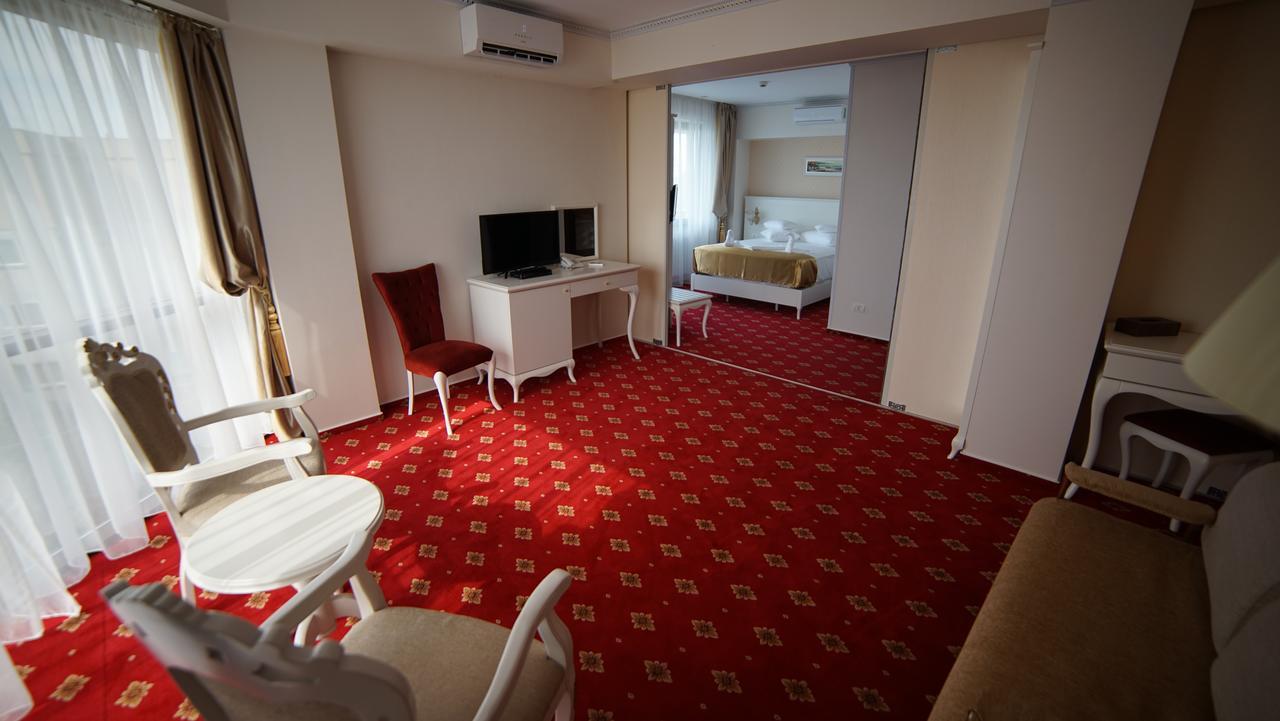 Msr Port Hotel マンガリア エクステリア 写真