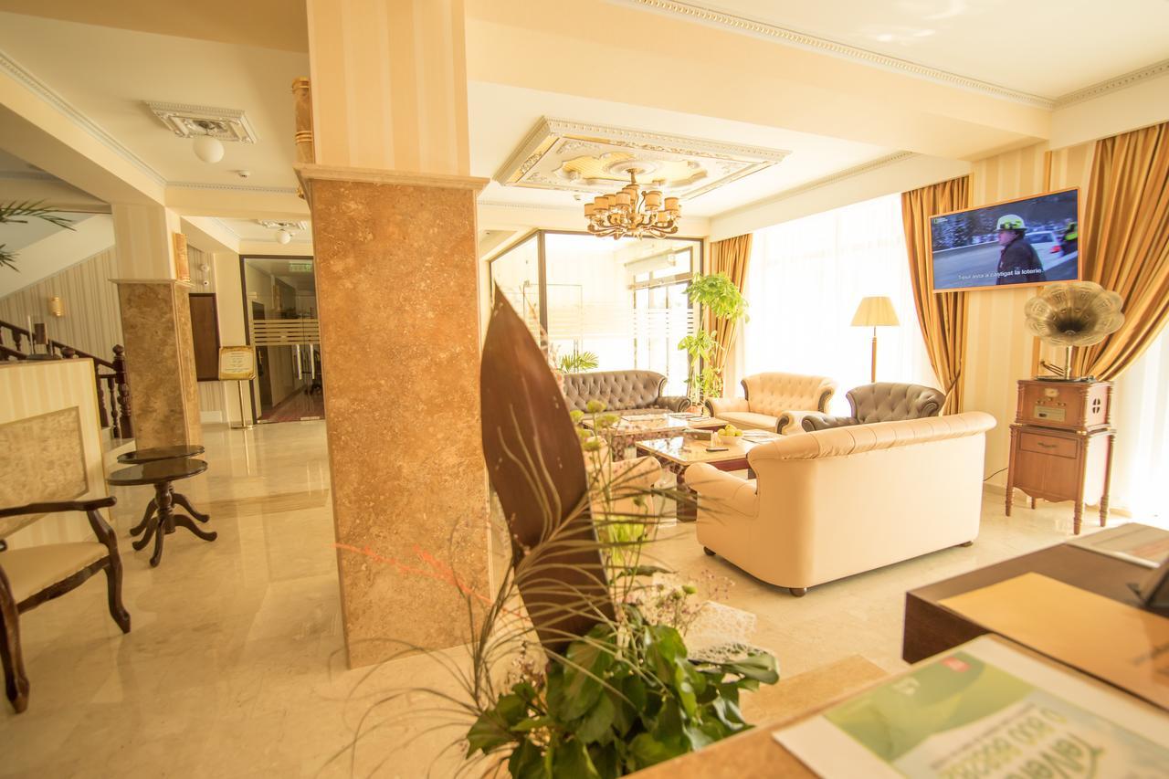 Msr Port Hotel マンガリア エクステリア 写真